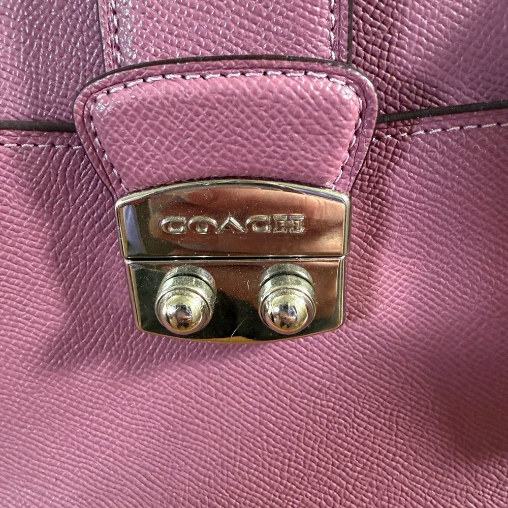 COACH AVARY CARRYALL F37832 SILVER/PRIMROSE - Picture 9 of 11